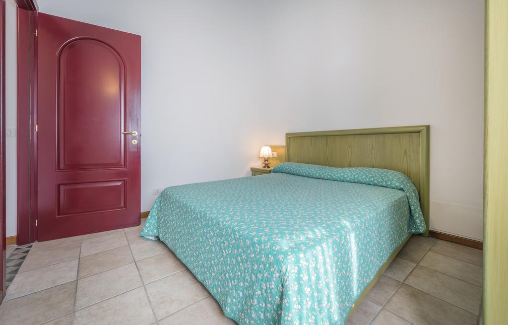 Villa Edy Apartments Tremezzina Bagian luar foto