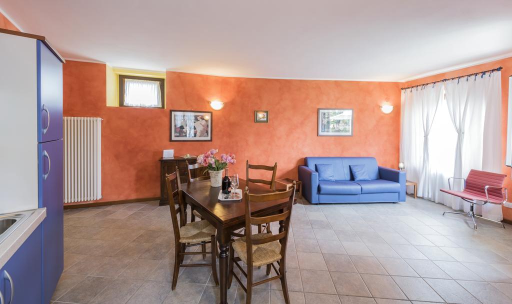 Villa Edy Apartments Tremezzina Bagian luar foto