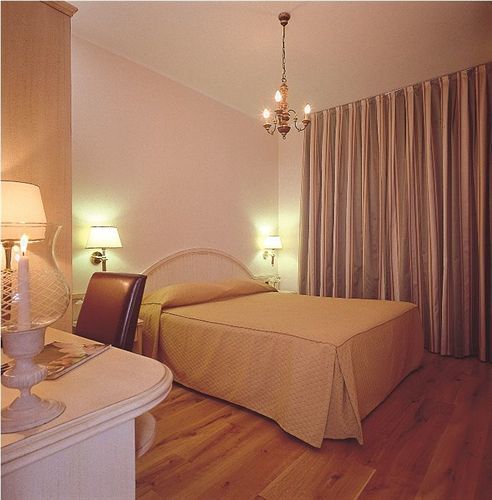 Villa Edy Apartments Tremezzina Bagian luar foto