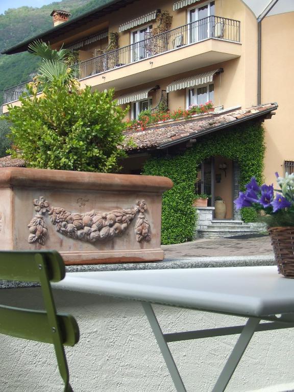 Villa Edy Apartments Tremezzina Ruang foto