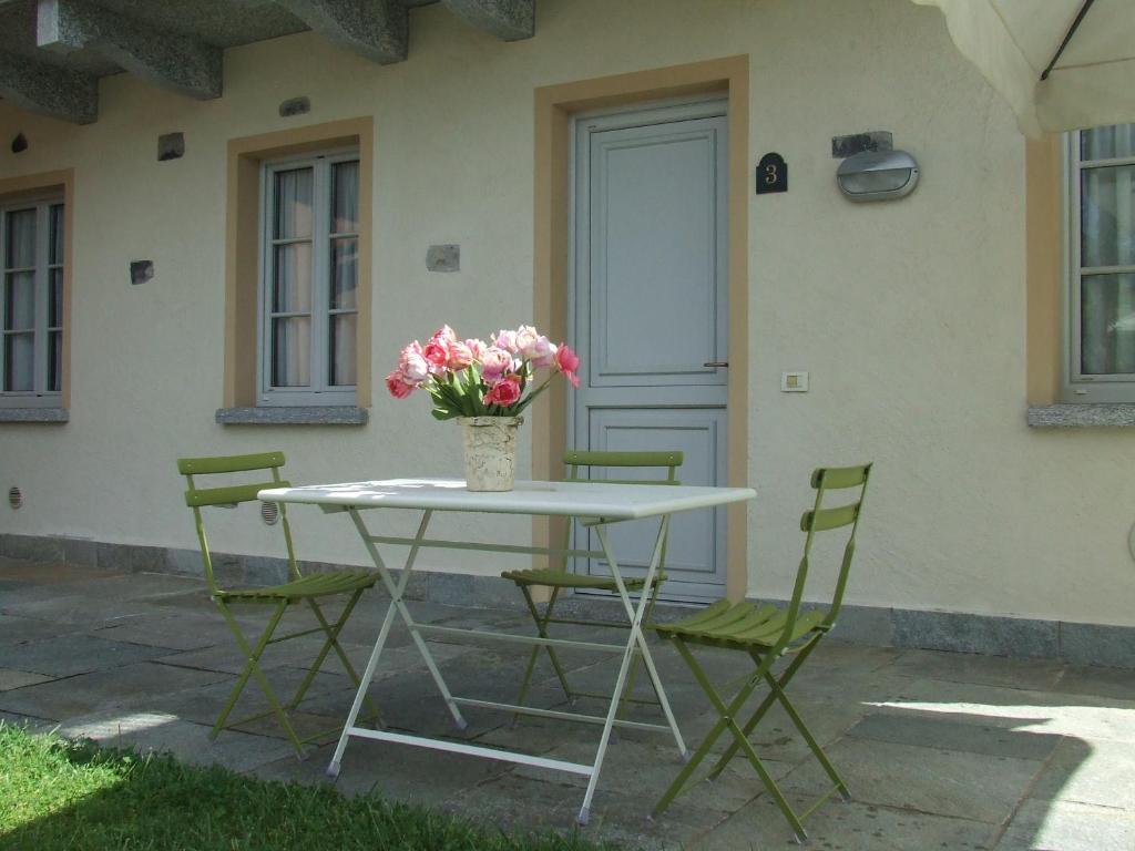 Villa Edy Apartments Tremezzina Ruang foto