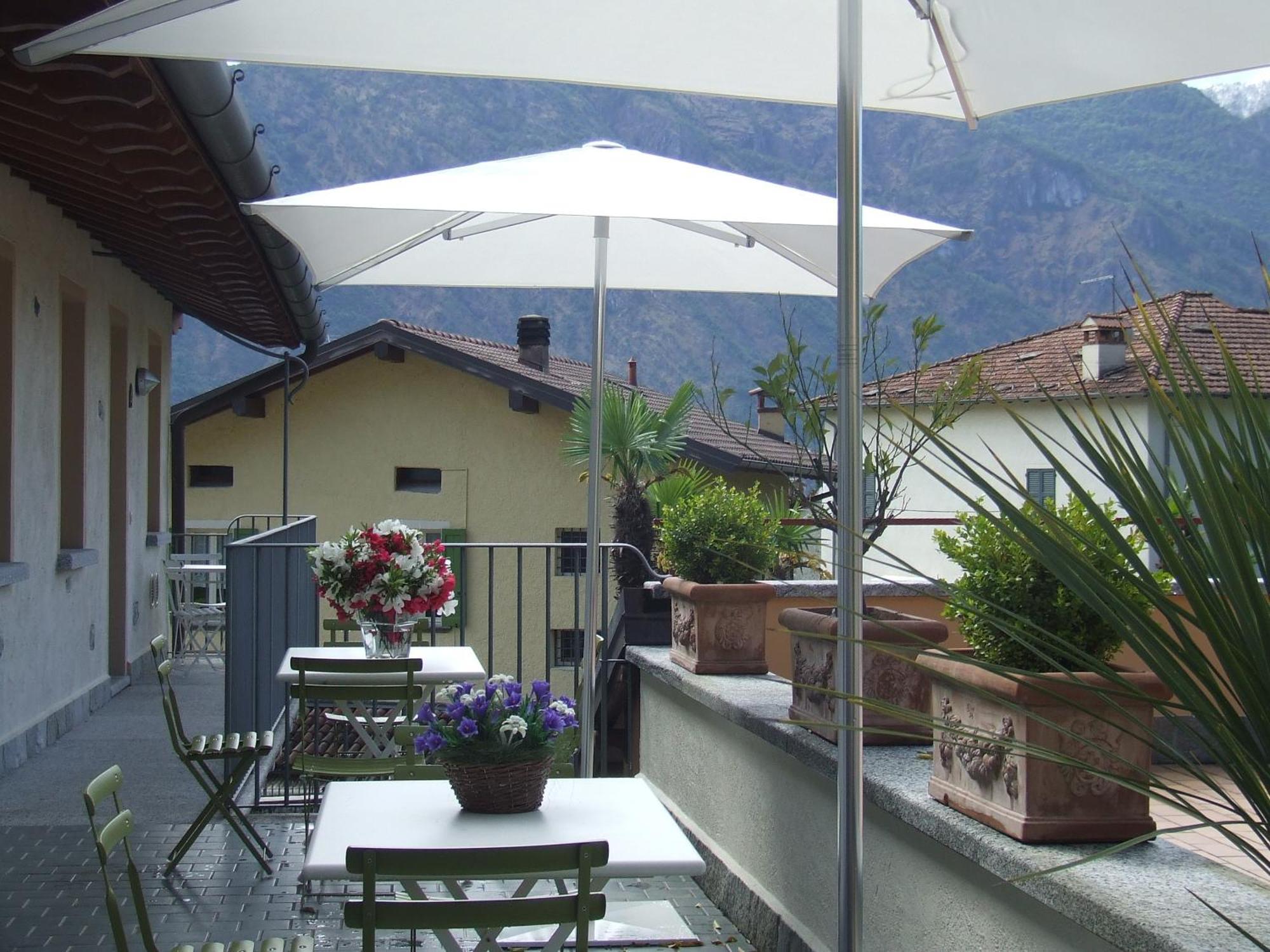 Villa Edy Apartments Tremezzina Bagian luar foto